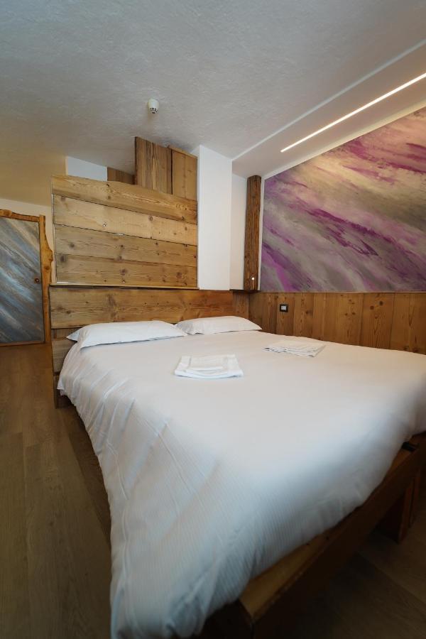 Hotel Lo Stambecco Breuil-Cervinia Exterior foto