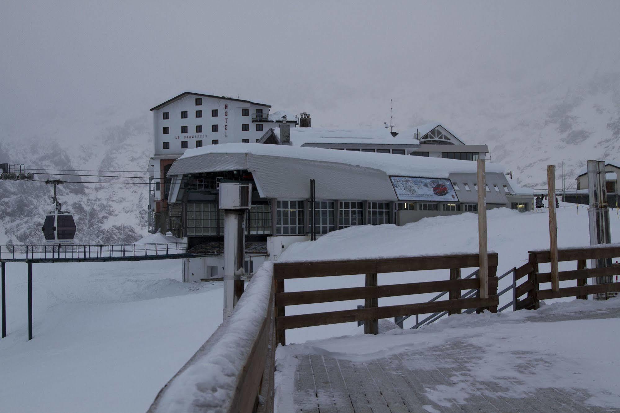 Hotel Lo Stambecco Breuil-Cervinia Exterior foto