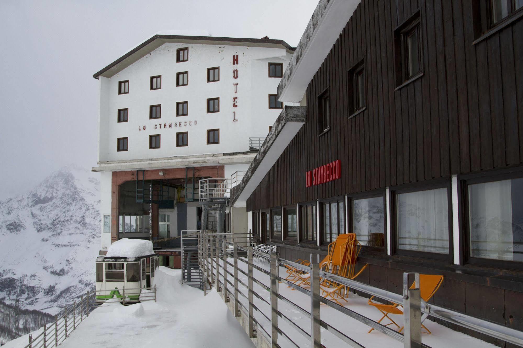 Hotel Lo Stambecco Breuil-Cervinia Exterior foto